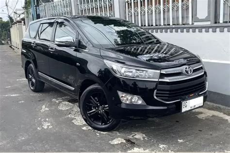 Mobil Bekas Toyota Kijang Innova Reborn Tahun Cuma Jutaan Saja