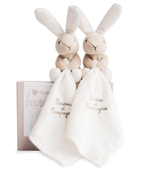 Coffret De Lapins Marron Avec Mouchoir Cm Doudou Et Compagnie