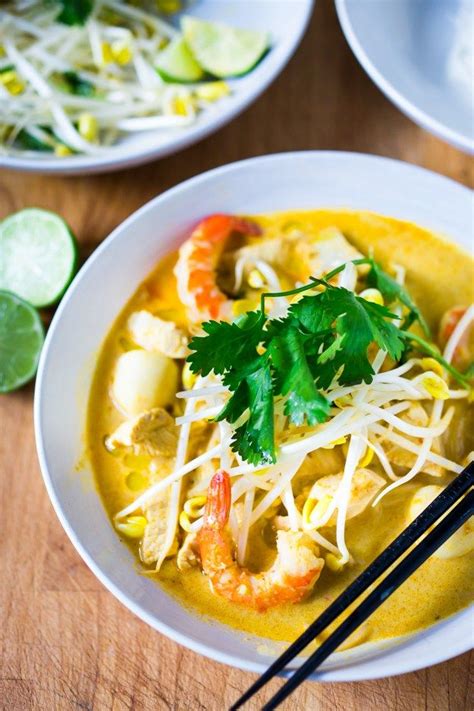 Laksa Soup (Malaysian Coconut Curry Noodle Soup) | Recipe | Laksa soup ...