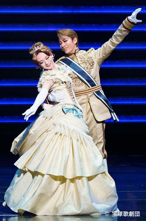 ボード「takarazuka」のピン 宝塚 衣装 永久輝せあ 宝塚 男役