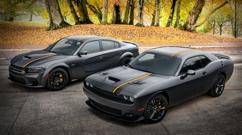 Dodge Charger Challenger Get Spooky With Hemi Orange Srt Black