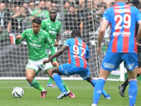 Football Et Si Aïmen Moueffek Restait à Lasse