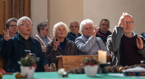 Dolmetscher Mehr Gebärdensprache In Kirchen Ideade