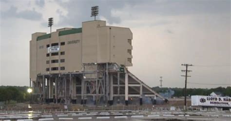 Former Baylor Football's Floyd Casey Stadium Demolished - CBS Texas