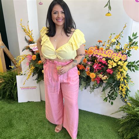 💐 GIVEAWAY!! PRIZES 1st. $100 value 2nd. $50 value 3th. $25 Value Book