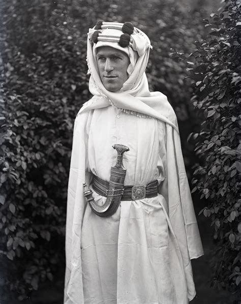 The History Blog Blog Archive Uk Wants To Keep Lawrence Of Arabias Robes And Dagger