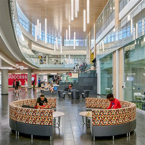 UofL Belknap Academic Building | K Norman Berry Associates Architects