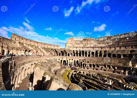 Colosseum Lub Coloseum Przy Rzym W Ochy Zdj Cie Stock Obraz Z O Onej