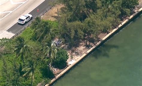 Investigation Underway After Police Recover Body Found Floating In Miami Wsvn 7news Miami