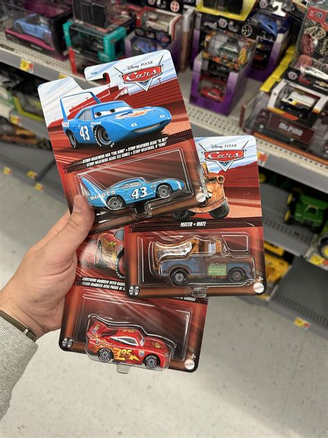 Pixar Cars hunt 🥹 2. Fotoğrafı Janis Joplin Mercedes Benz şarkısı