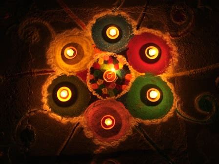 9 Beautiful Diya Rangoli Designs And Patterns | Styles At Life