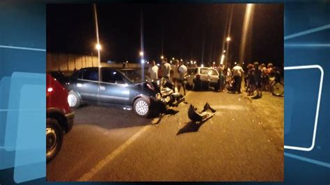 Casal De Idosos Ficam Feridos Ap S Colis O Envolvendo Dois Carros Em