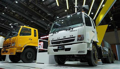 Beri Apresiasi Kepada Sopir Truk Mitsubishi Fuso Luncurkan Kampanye