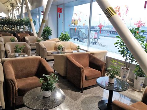 Pek Bgs Premier Lounge Reviews And Photos Terminal 2 International