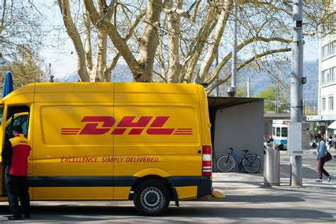 16 Facts About DHL - Facts.net