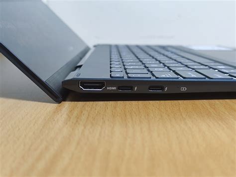 Asus Zenbook Flip Ux E Review First Th Gen Intel Powered