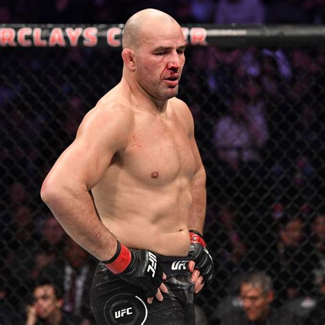 Hard Work Pays Off Glover Teixeira Reacts As He Is Handed Light