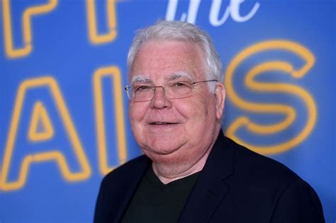 Bill Kenwright Biography: Age, Net Worth, Instagram, Spouse, Height, Wiki, Parents, Siblings ...