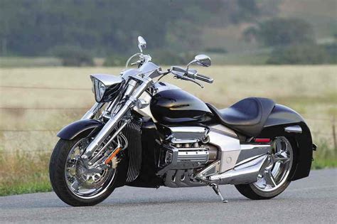 2004 Honda ValKyrie Rune Review - Gallery - Top Speed