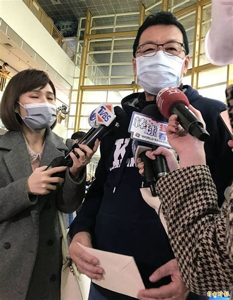 徐巧芯怨藍營立委初選現任優先 費鴻泰：不會打內戰 自由電子報 Line Today