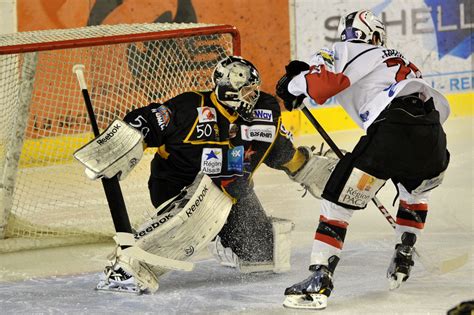 Hockey Sur Glace L Toile Noire Se Rassure Avant Le D But Des Play Offs