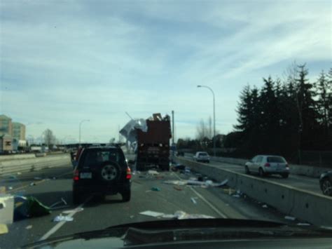 Truck Hits Cambie Overpass In Richmond Backs Up Traffic On Hwy 99 For