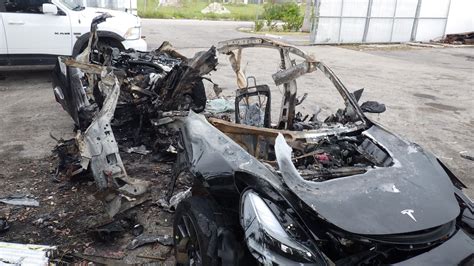 NTSB: Tesla Model 3 traveling up to 90 mph before fatal Florida crash