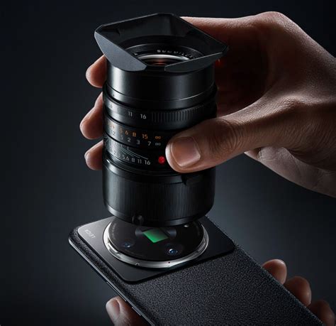 Xiaomi 12S Ultra Concept Gets an Extra 1 Inch Sensor, Interchangeable Leica Lens