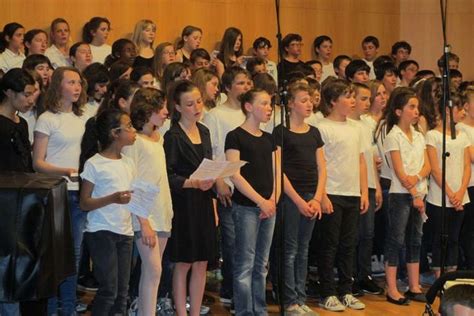 Les collégiens invitent au voyage Joigny 89300