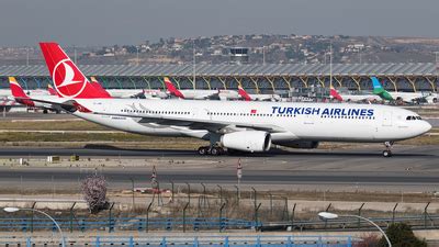 Tc Jnn Airbus A Turkish Airlines Marin Ghe Jetphotos