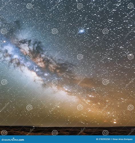 401 Glittering Night Sky: A Mesmerizing And Celestial Background