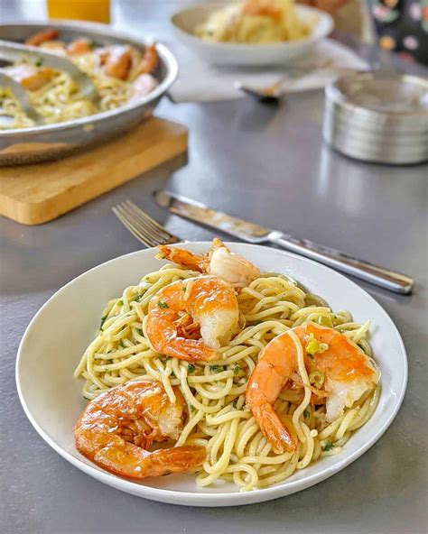 Leckere Spaghetti Aglio E Olio Mit Garnelen Ein Einfaches Und