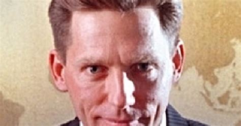 David Miscavige Self Destructing Imgur