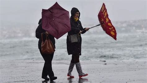 Bugün yağmur var mı 15 Aralık cuma İstanbul da hava yağmurlu mu