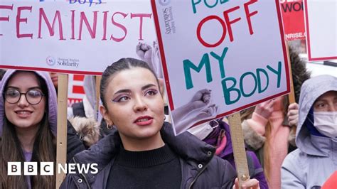 London March Hundreds Call For An End To Violence Against Women