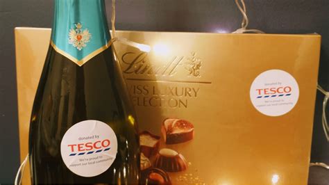 Enter Raffle To Win Prosecco And Chocolates Hosted By Melissa Randall