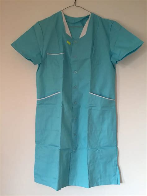 Costum Medical Sarafan Turcoaz Cu Nasturi Costume Medicale