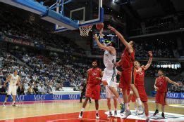 El Madrid Barre Al Cai Y Se Coloca A Una Victoria De La Final As