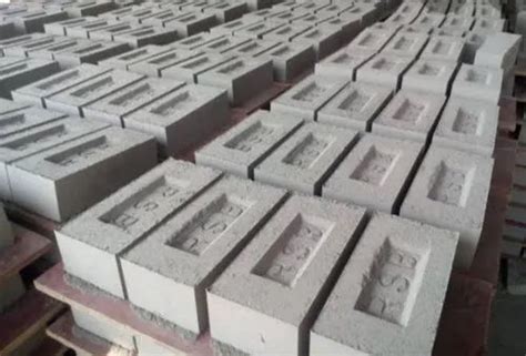 Rectangular Grey Fly Ash Brick Size 9 Inch X 5 Inch Lxw At Rs 6 In