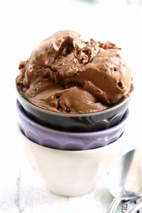 Extra Creamy Vegan Chocolate Ice Cream The Pretty Bee