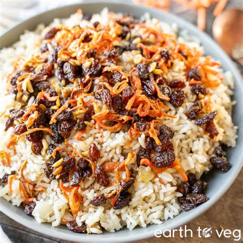 Vegetarian Kabuli Pulao (Afghan Rice) - Earth to Veg