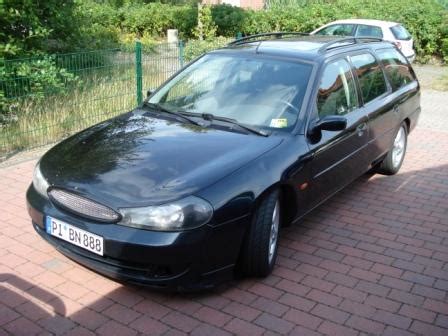 Ford Mondeo Ghia Bj Details