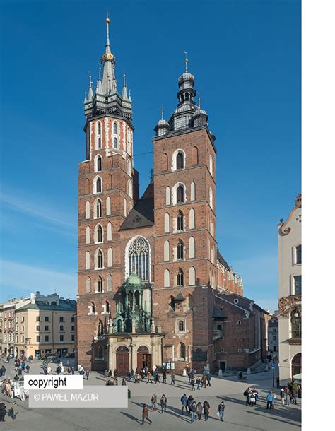 Ko Ci Mariacki W Krakowie Z Zewn Trz Zdj Cia Fotografie Architektury