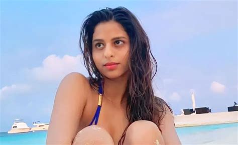 Suhana Khans Bold Avatar Seen In Saree Eyes Of People Fixed On Deep