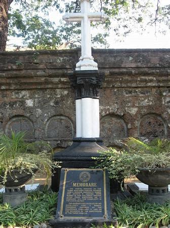 GomBurZa Burial Site - Manila