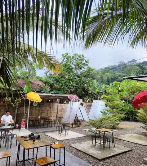 Hidden Gem Tepi Sawah Coffee And Food Di Serang Yang View Nya Mirip