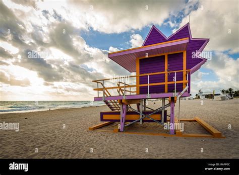 Lifeguard House In Miami Beach Hi Res Stock Photography And Images Alamy