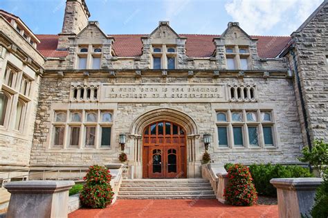 Premium Photo | Front of limestone campus building at indiana university in bloomington