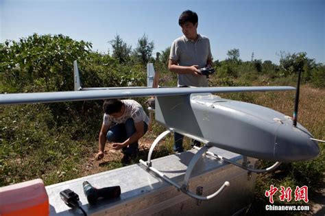 北京警方启用无人机对北部山区空中查毒 2 中国日报网