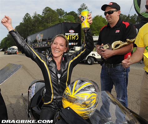 Karen Stoffer Aims For Positive Steps At Nhra 4 Wide Nationals